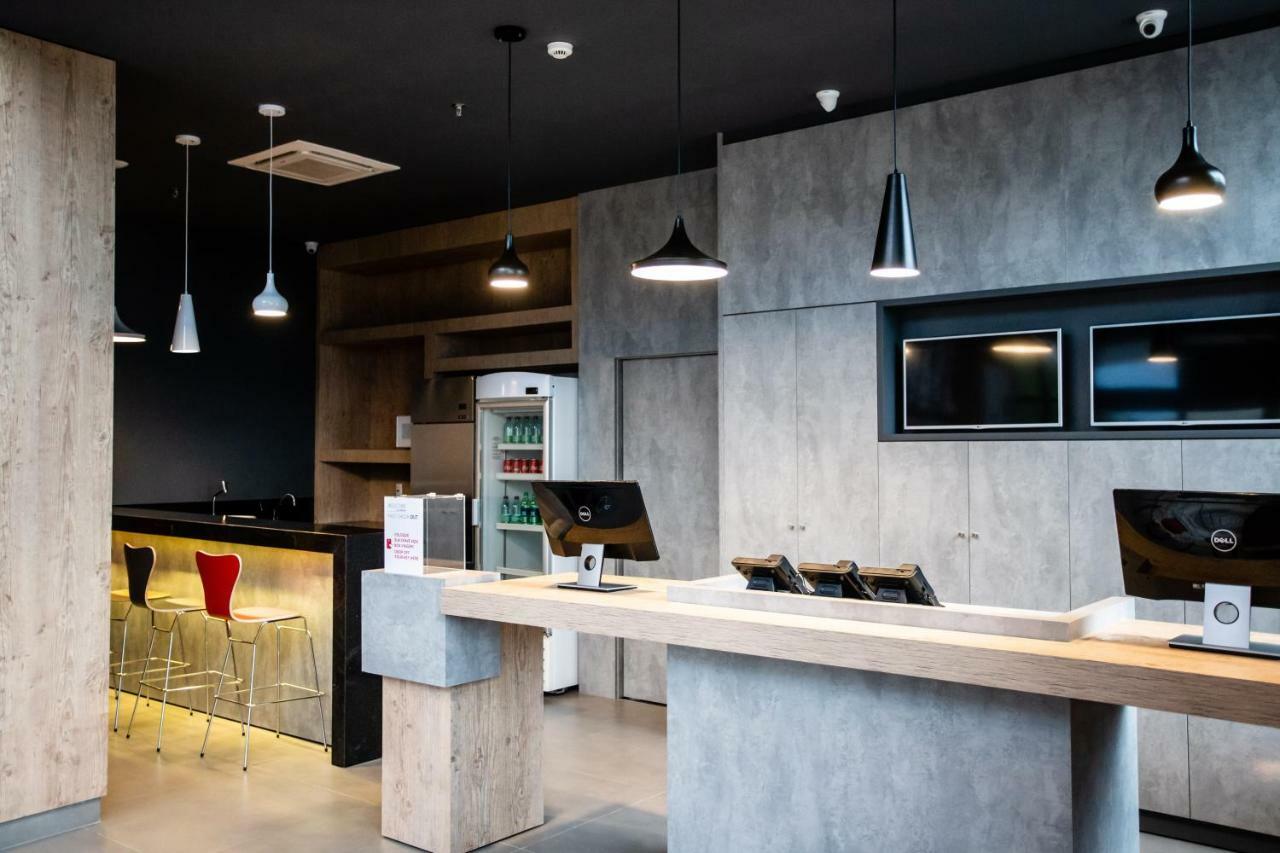 Hotel Ibis Palmas Avenida Jk 3*